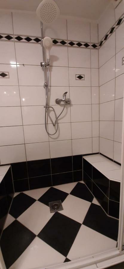 Mauritzburg Apartment Krefeld Exterior photo