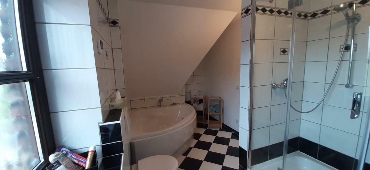 Mauritzburg Apartment Krefeld Exterior photo